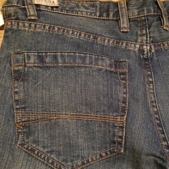 IZOD Men's Jeans - NWT - Picture 6 of 8